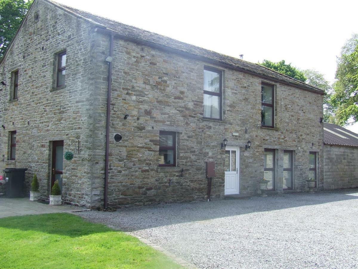 Old Camms Holiday Cottages Askrigg Exterior photo