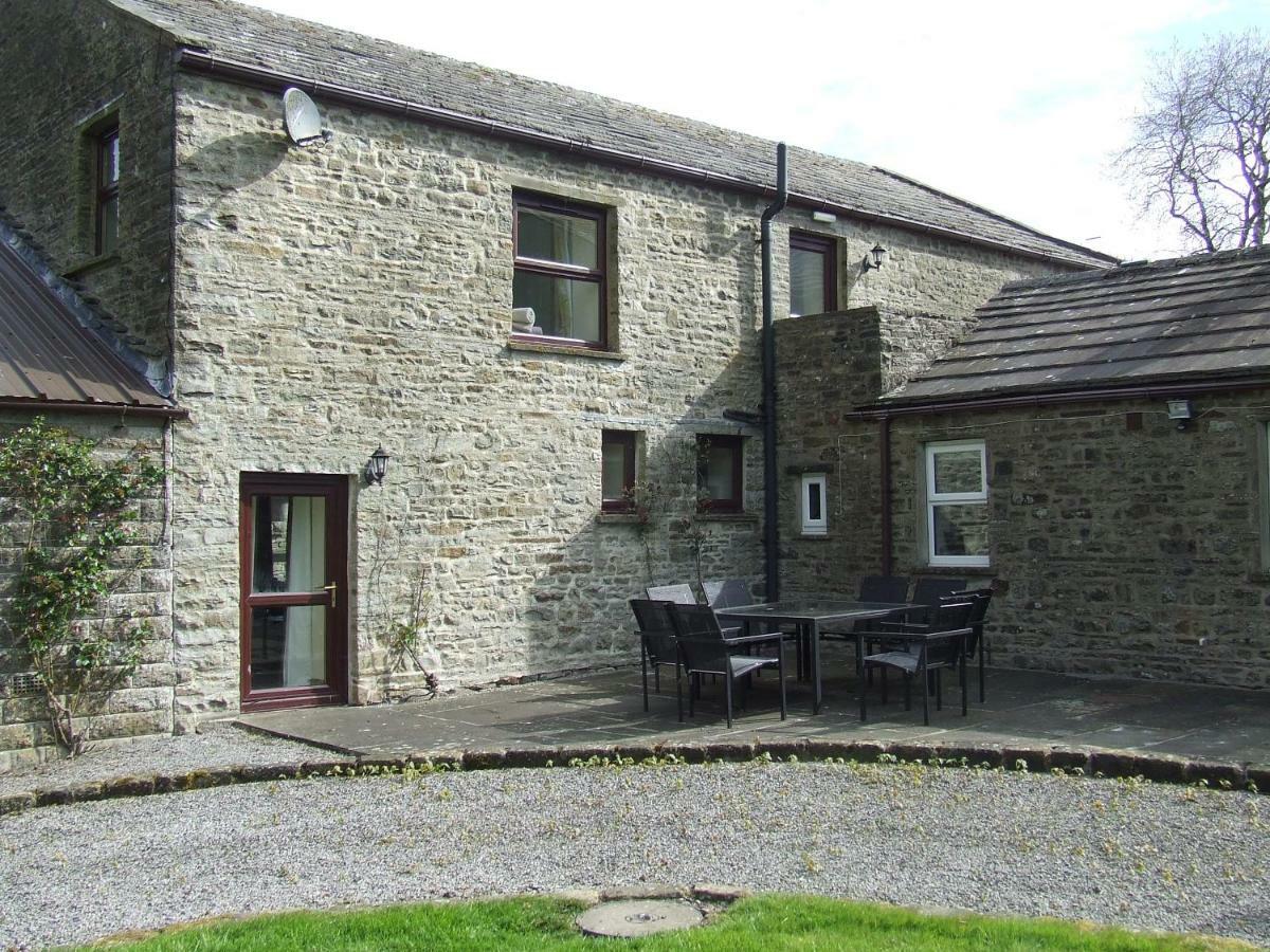 Old Camms Holiday Cottages Askrigg Exterior photo